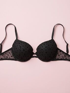 Victoria's Secret Black Heart-Pattern Push-Up Bra 36C